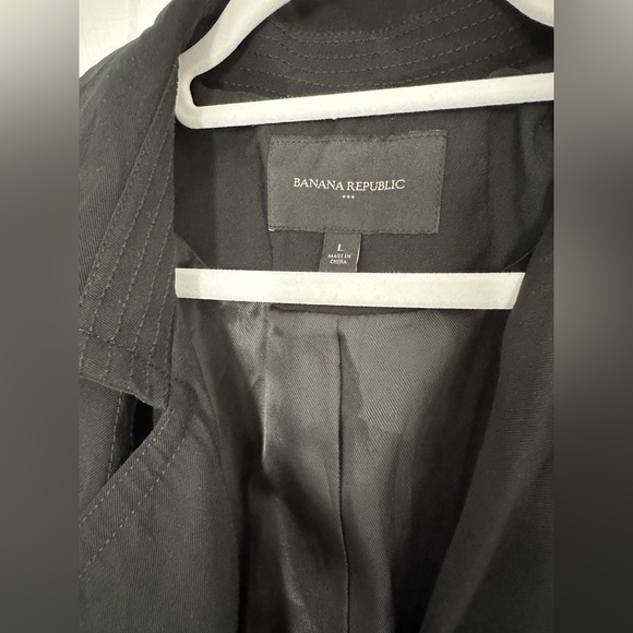 Banana Republic Trench Coat - Picture 3 of 6